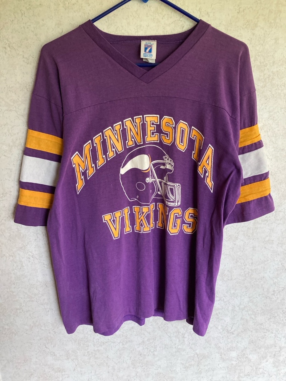 Vintage Minnesota Viking V Neck Football Jersey with Wide Long Sleeves